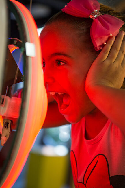 Máxima pressão sonora — indicativo vermelho